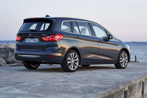 минивэн с водителем в Витязево минивэн с водителем в Витязево